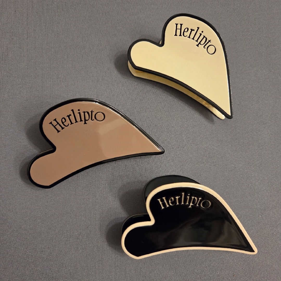 Her lip to - Bicolor Heart Hair Clipの通販 by H's shop