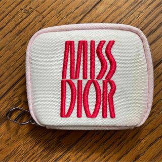 Dior - 【2024新作】DIORノベルティポーチの通販 by しろくま's shop