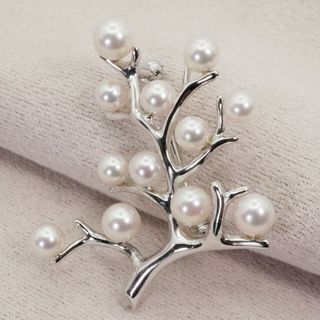 MIKIMOTO - 定番 ミキモト 月桂樹の葉彫り パールブローチ シルバー 美