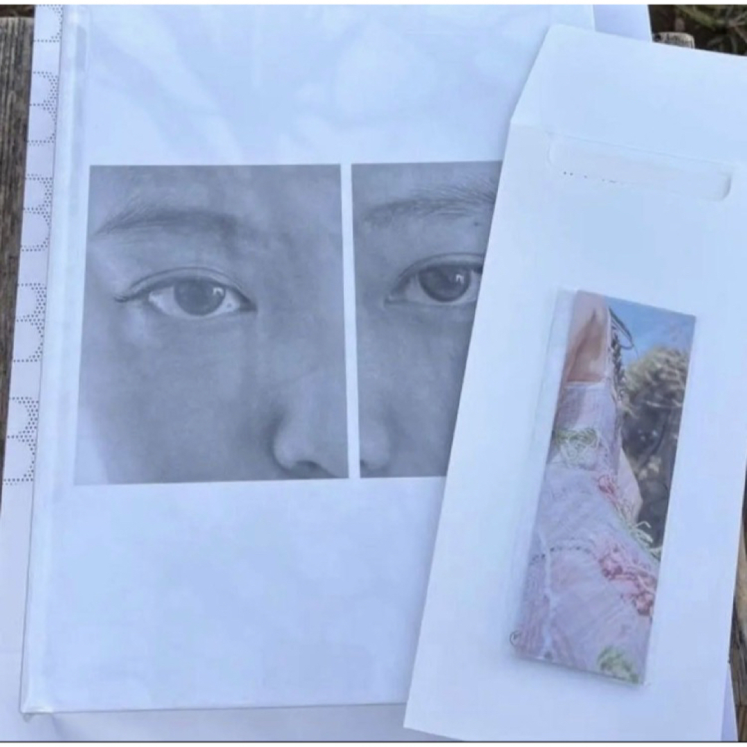 jennie ジェニ 写真展 限定 フォトブック しおり付き J2NNI5 JENNIE