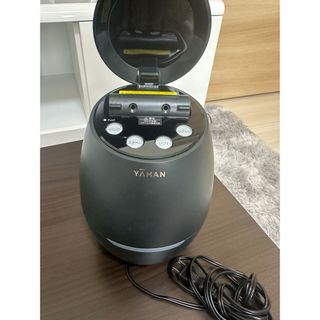 YA-MAN - ヤーマン Platinum White プラチナホワイトRF HRF-1 美顔器の