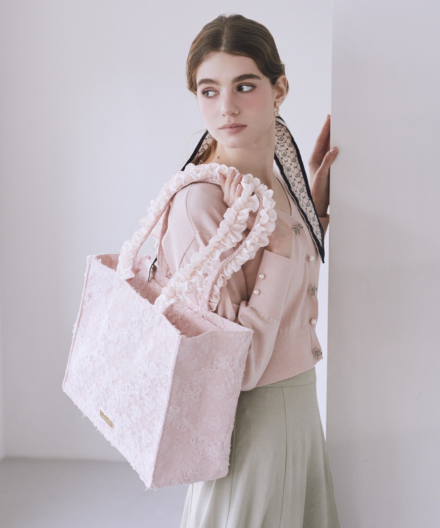 桜フリルハンドルスクエアトートMバッグ/Maison de FLEUR（メゾン ド