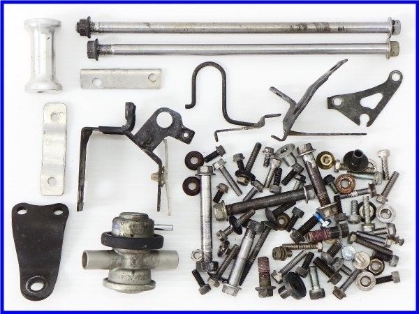 ウェビックガレージセール | 《M1》良品♪2002年 ZX-9R 純正ステー