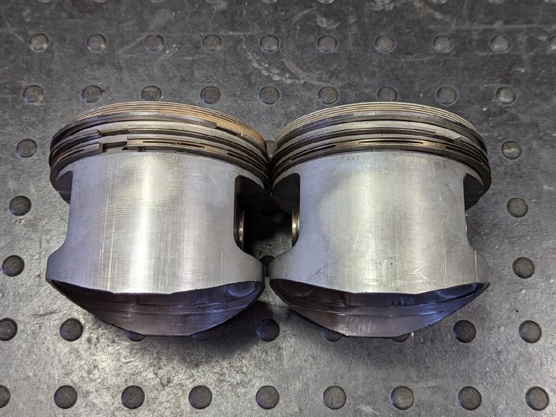 ウェビックガレージセール | □BMW R100RS 純正 シリンダー ピストン