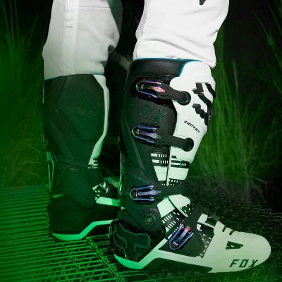 FOX（フォックス） | バイク用品通販 Webike