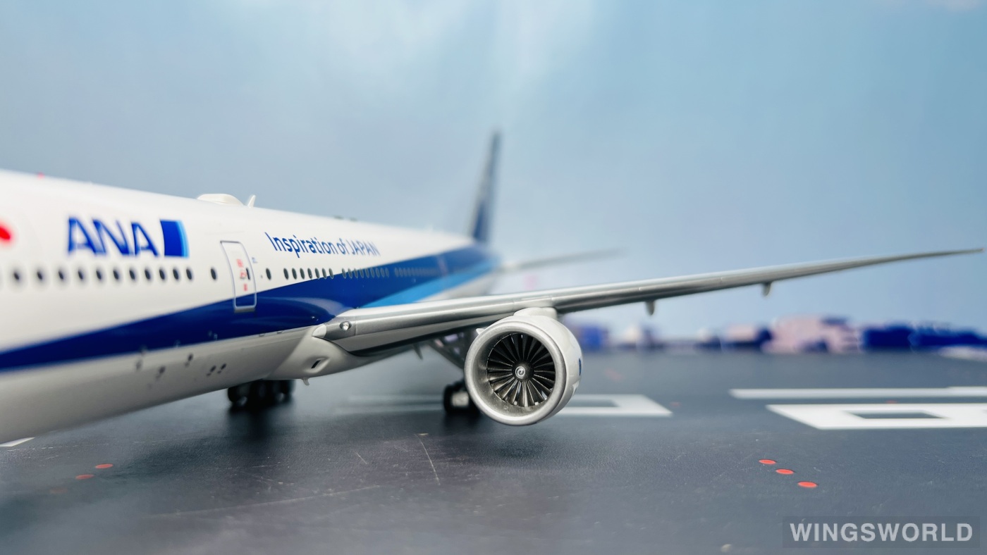 JFOX 1:200 Boeing 777-200ER ANA 全日空JF-777-2-003 JA744A 的照片