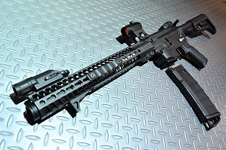 九龍 戦闘市街区:東京マルイ M4A1 MWS GBB カスタム