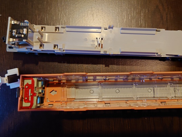 新潟発 疑似餌ライフ:KATO キハ40の室内灯問題を解決する