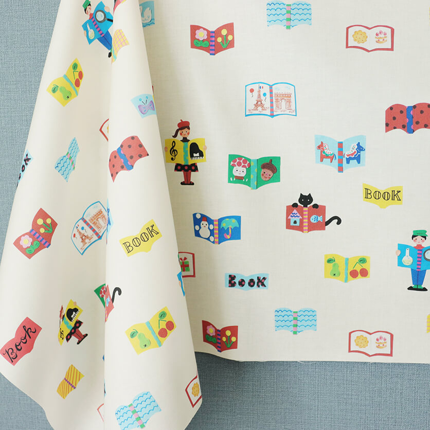 BookBookBook（オフホワイト）文房具柄- 布・生地の通販サイト