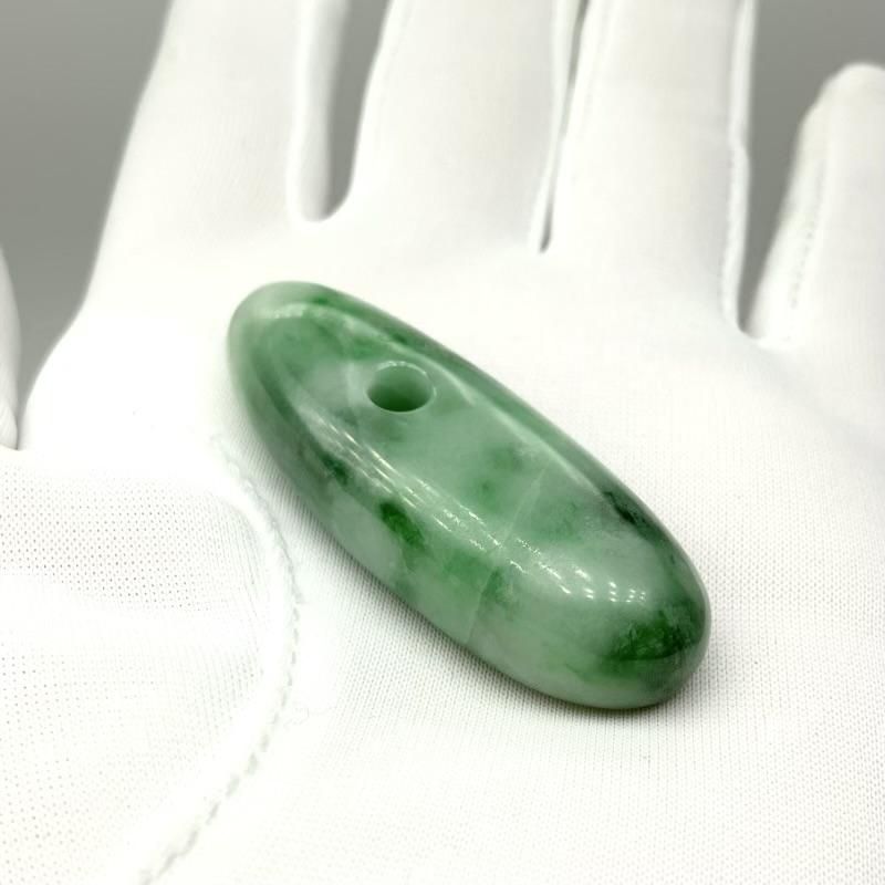 糸魚川翡翠(横川産) 大珠 】 国産 天然石 糸魚川産翡翠 ひすい ヒスイ