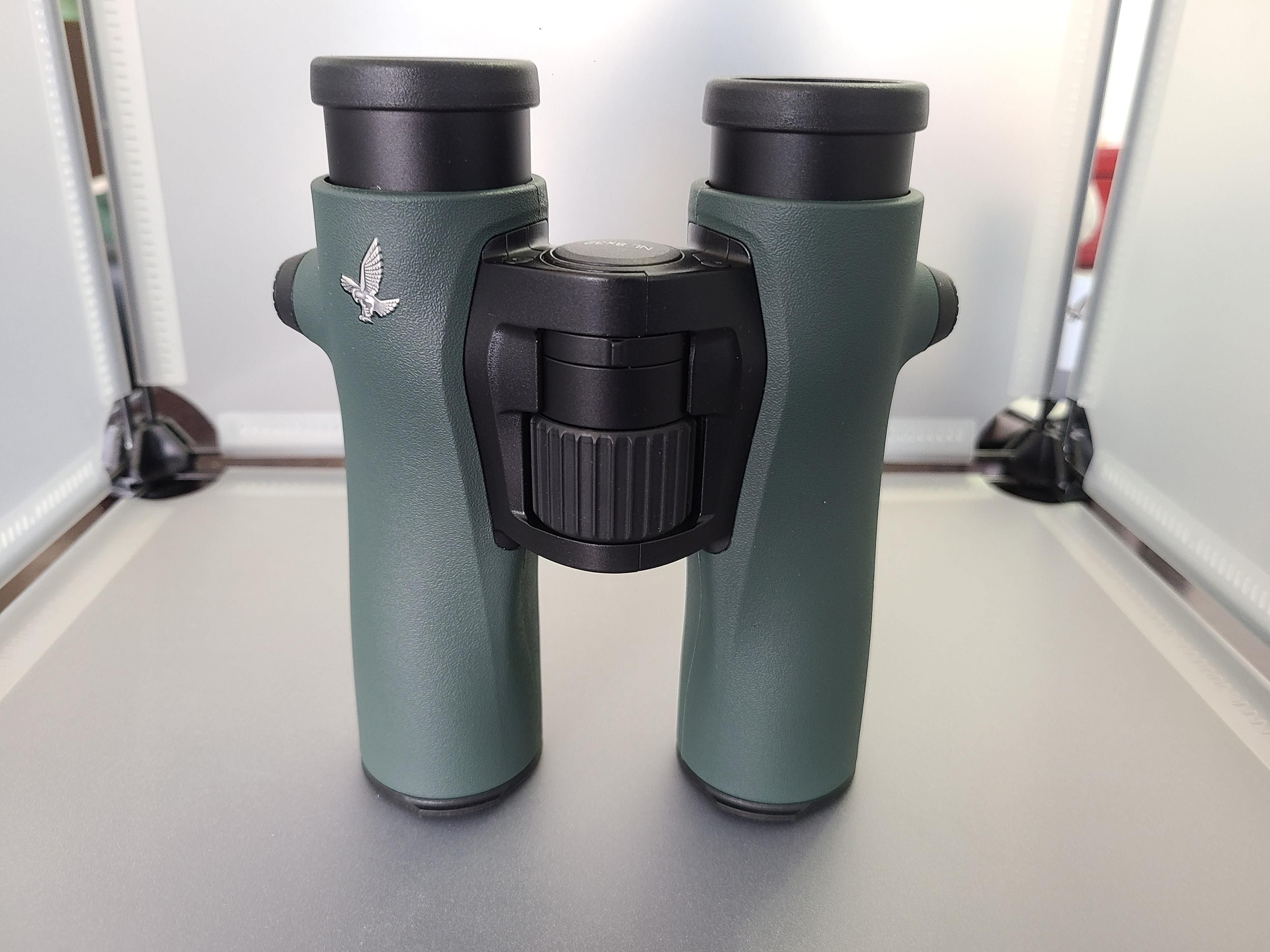 スワロフスキー NL PURE 8×32 双眼鏡| 銀座双眼堂