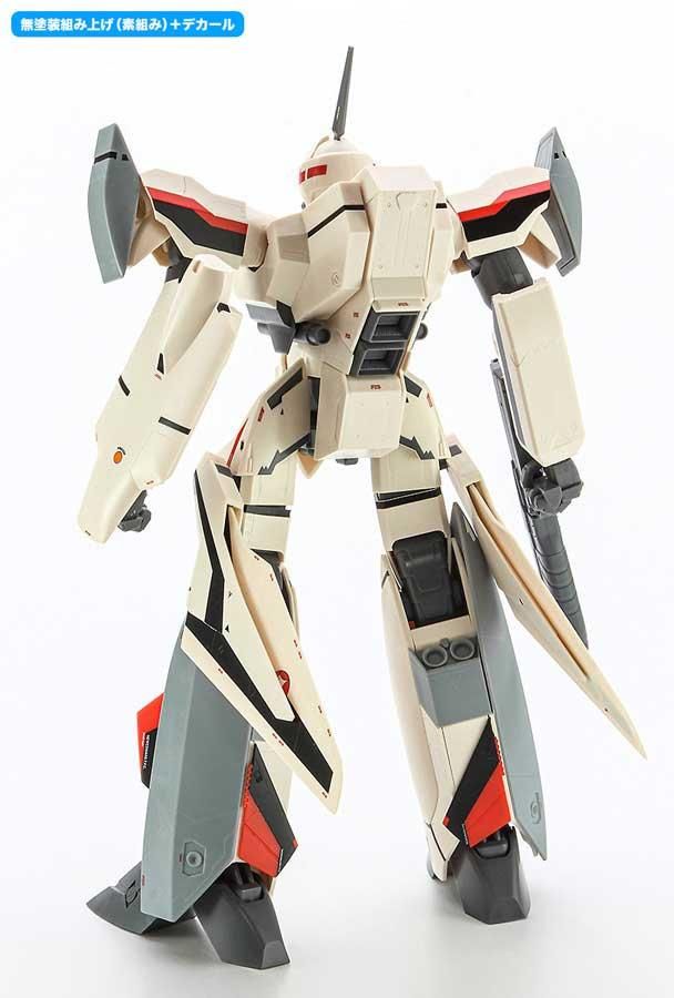 1/72 YF-19 バトロイド “マクロスプラス” プラモデル ハセガワ