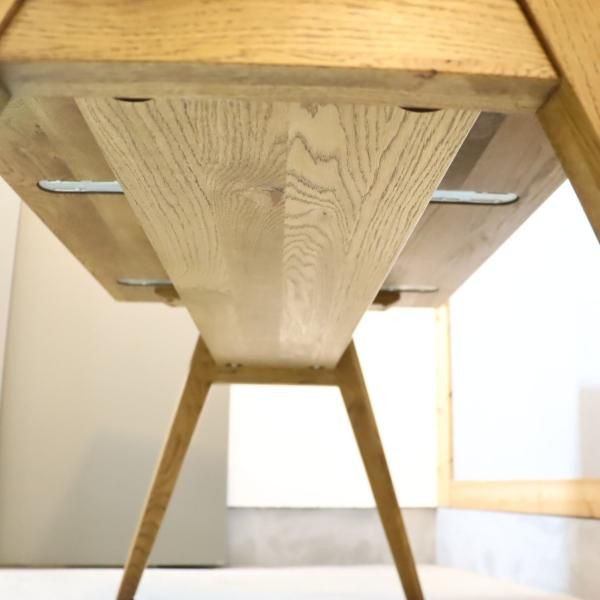 unico(ウニコ) ADDAY(アディ) ダイニングテーブルです♪木の表情を