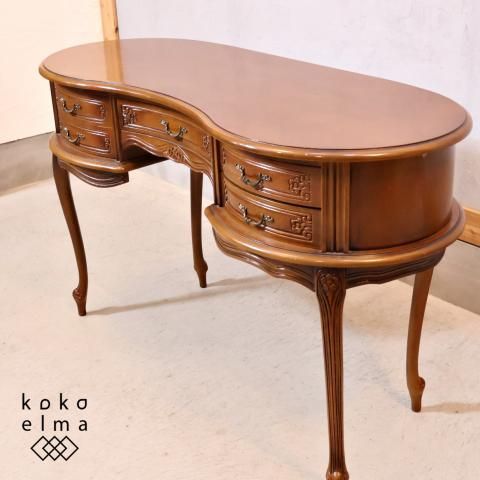 イタリア製アンティーク調のコンソールテーブルです。エレガントで