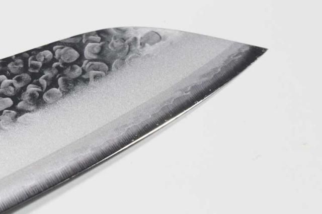 高村刃物 クロマックス鋼 槌目黒合板 三徳包丁 170mm #0241400