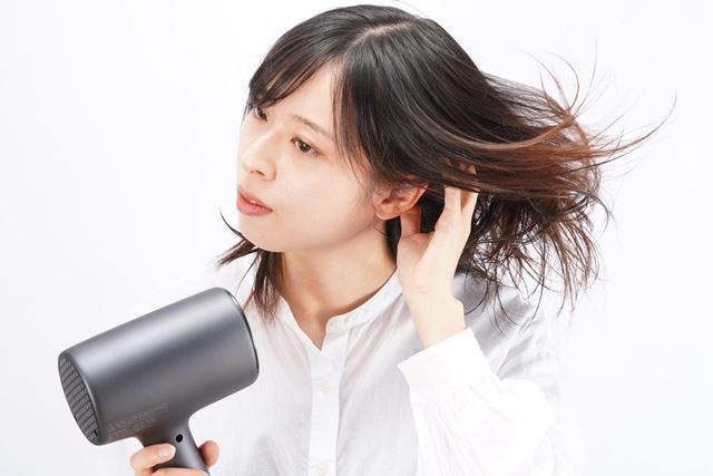 パナソニック ナノケア EH-NA0J-W [ウォームホワイト] 価格比較 - 価格.com