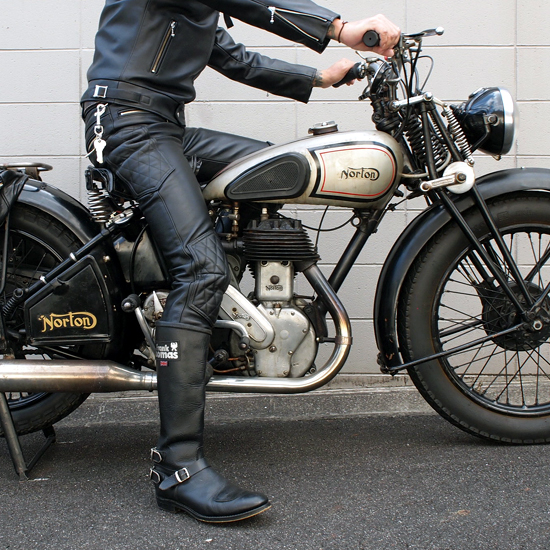 バークボックス 20周年記念 オリジナル レザー スリム パンツ モーター