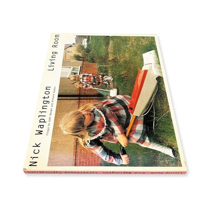 Nick Waplington: Living Room *First editionニック・ワプリントン