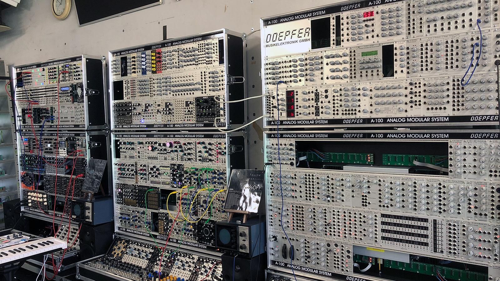 ユーロラック・モジュラーシンセサイザー | Five G music technology