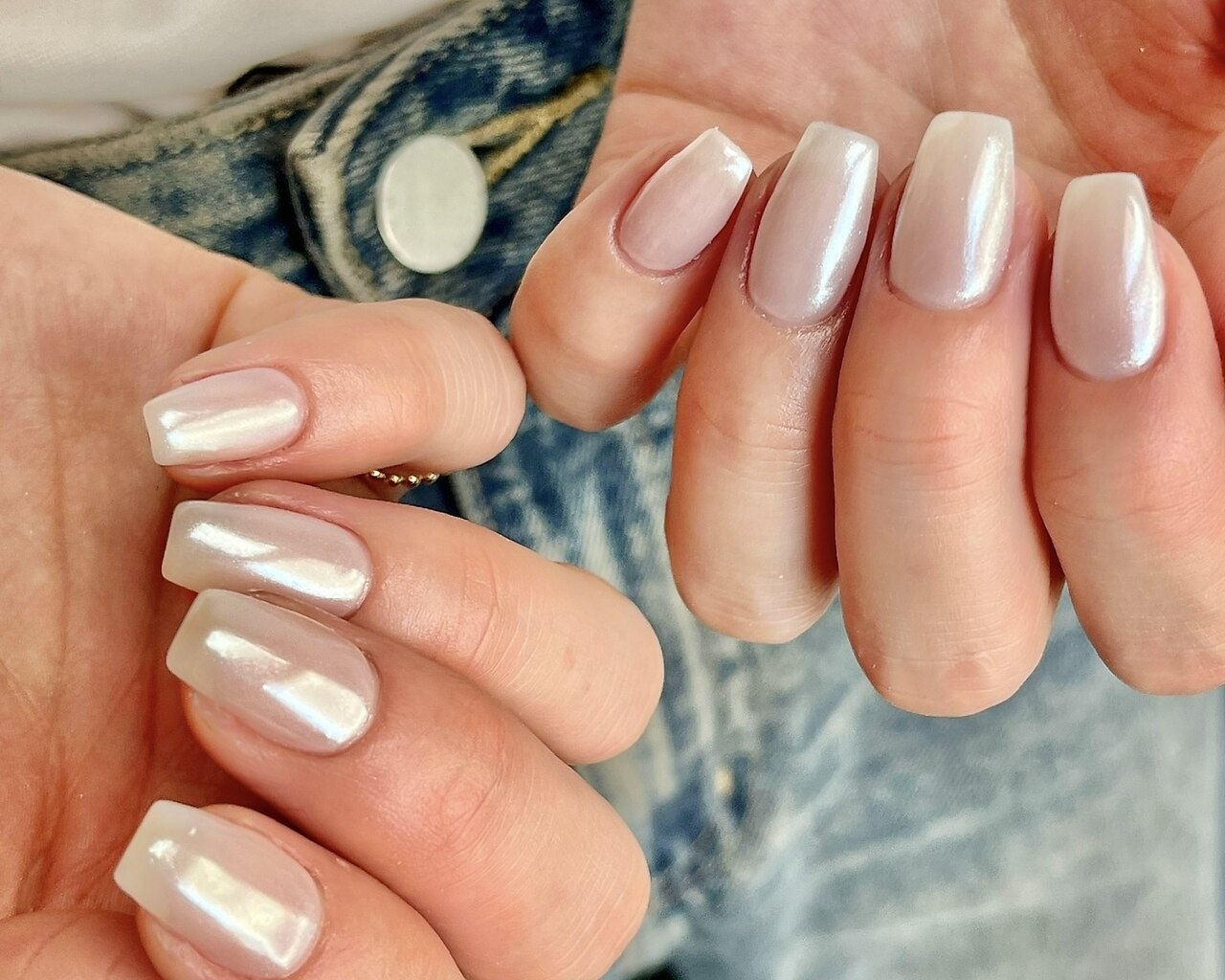 2026年冬トレンド】ホワイトパールのネイルデザイン集｜人気順