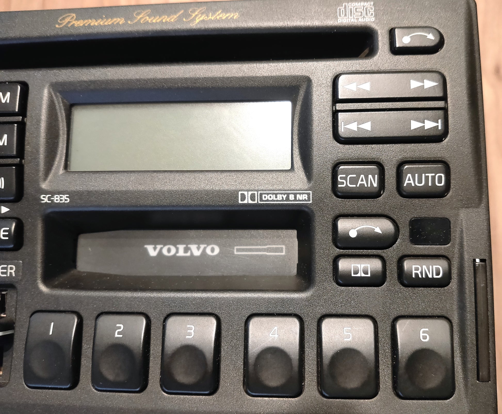 VOLVO ボルボ 850 純正ステレオ・オーディオヘッドユニット SC-835