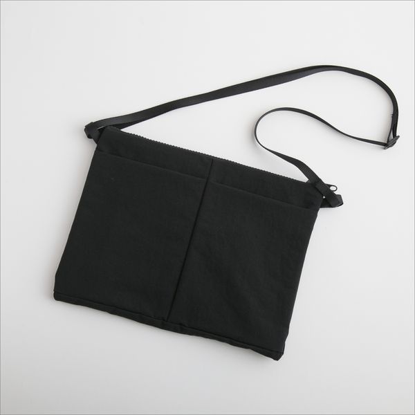 NIZYU KANO/ライトナイロンサコッシュ S -お出かけや旅に活躍する大人