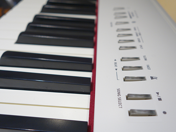 本格派ポータブル・ピアノ ローランド FP-30 レビュー | Digiland