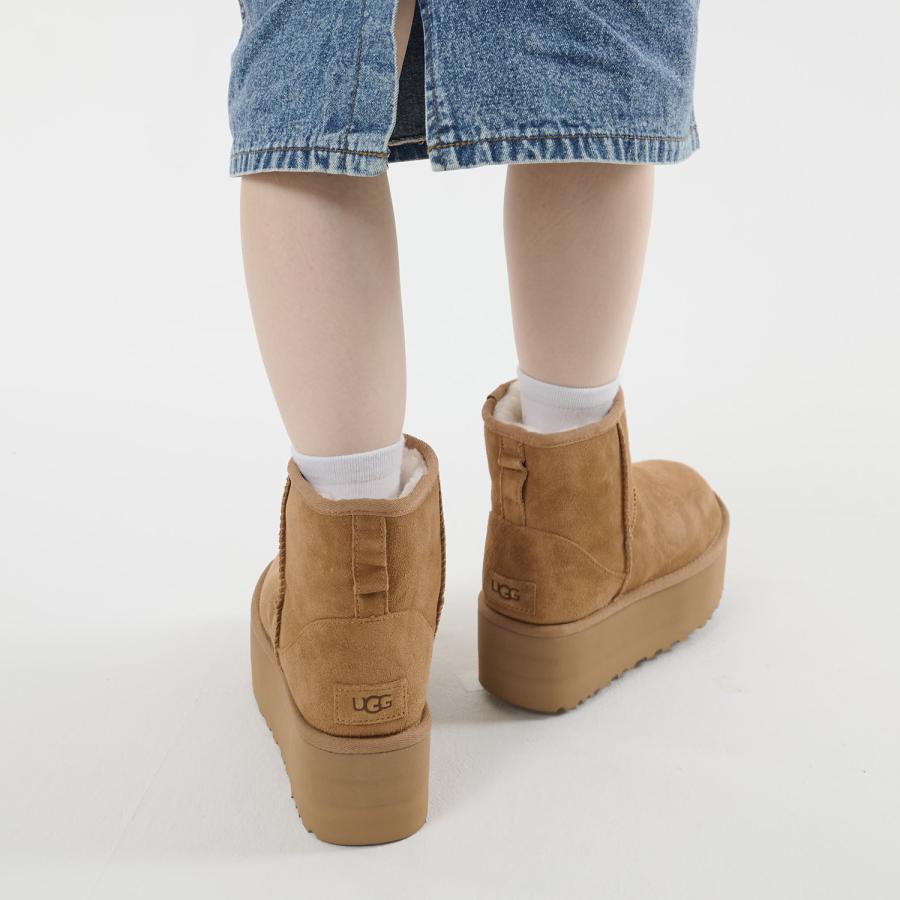 UGG（アグ） ムートンブーツ クラシック ミニ プラットフォーム