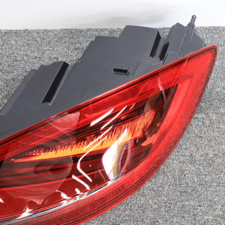 PORSCHE（ポルシェ） [P-13]ポルシェ 981 Cayman ケイマン GT4 右