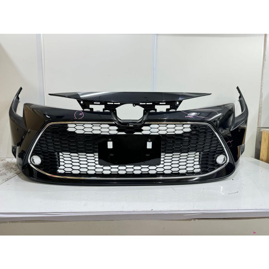 カローラツーリング ZWE211/ZRE212/NRE212 純正フロントバンパー 黒