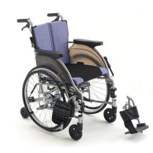ミキ 車椅子 軽量 コンパクト SKR-5 折りたたみ 6輪 自走用 ノーパンク