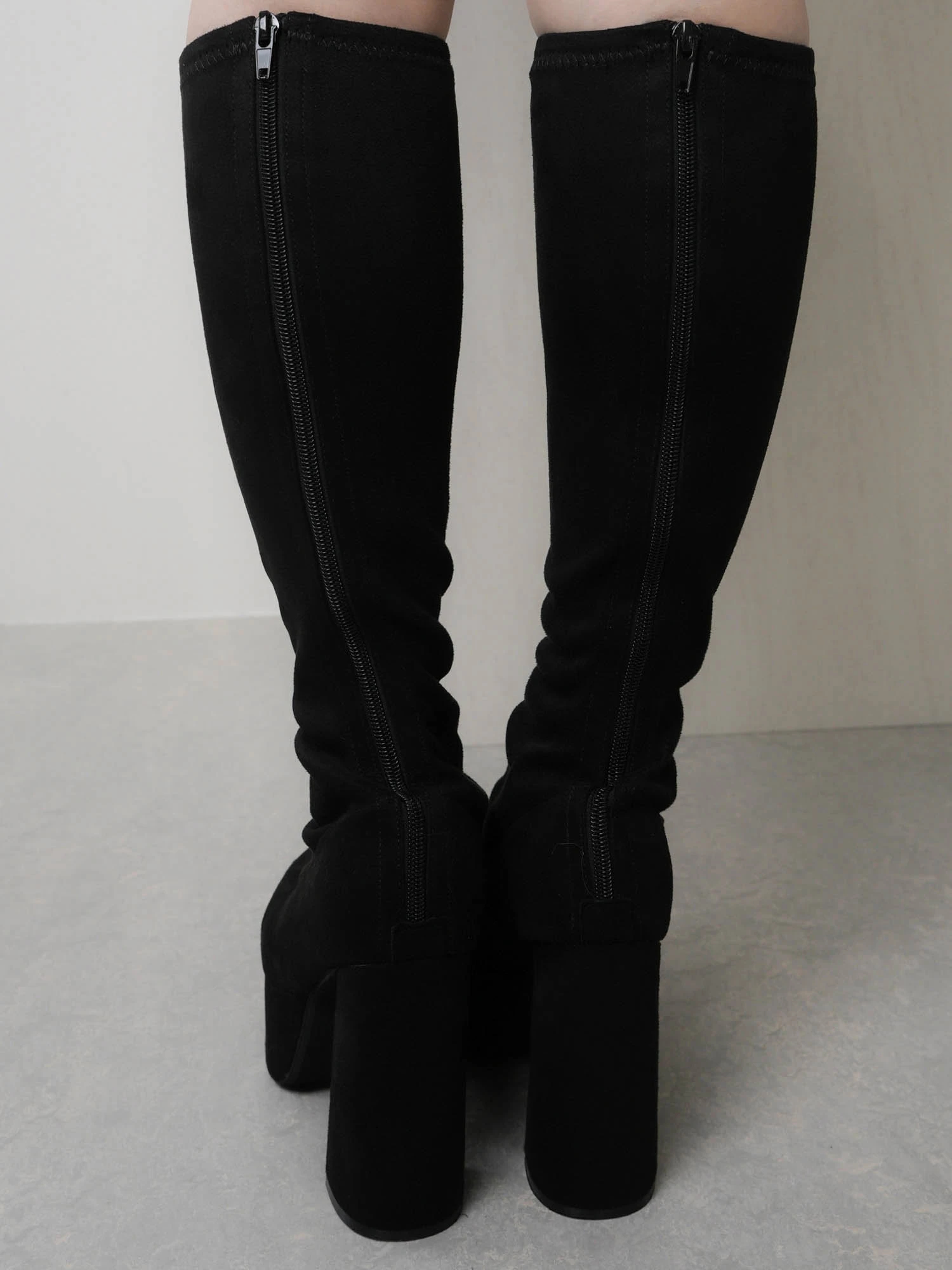 LIP SERVICE（リップサービス）｜ ボリュームソールミドルブーツ