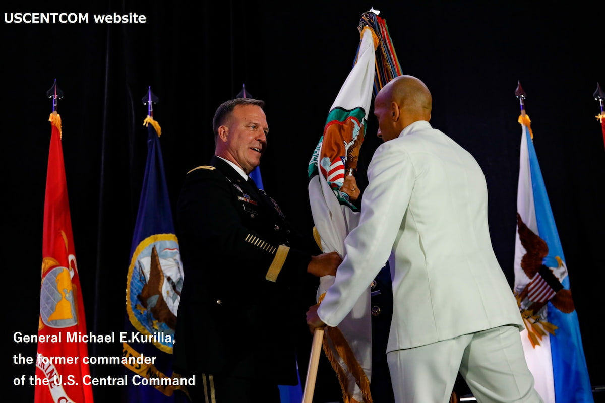 南雲統合作戦司令官が、米中央軍指揮官交代式に参加（8月9日）｜J