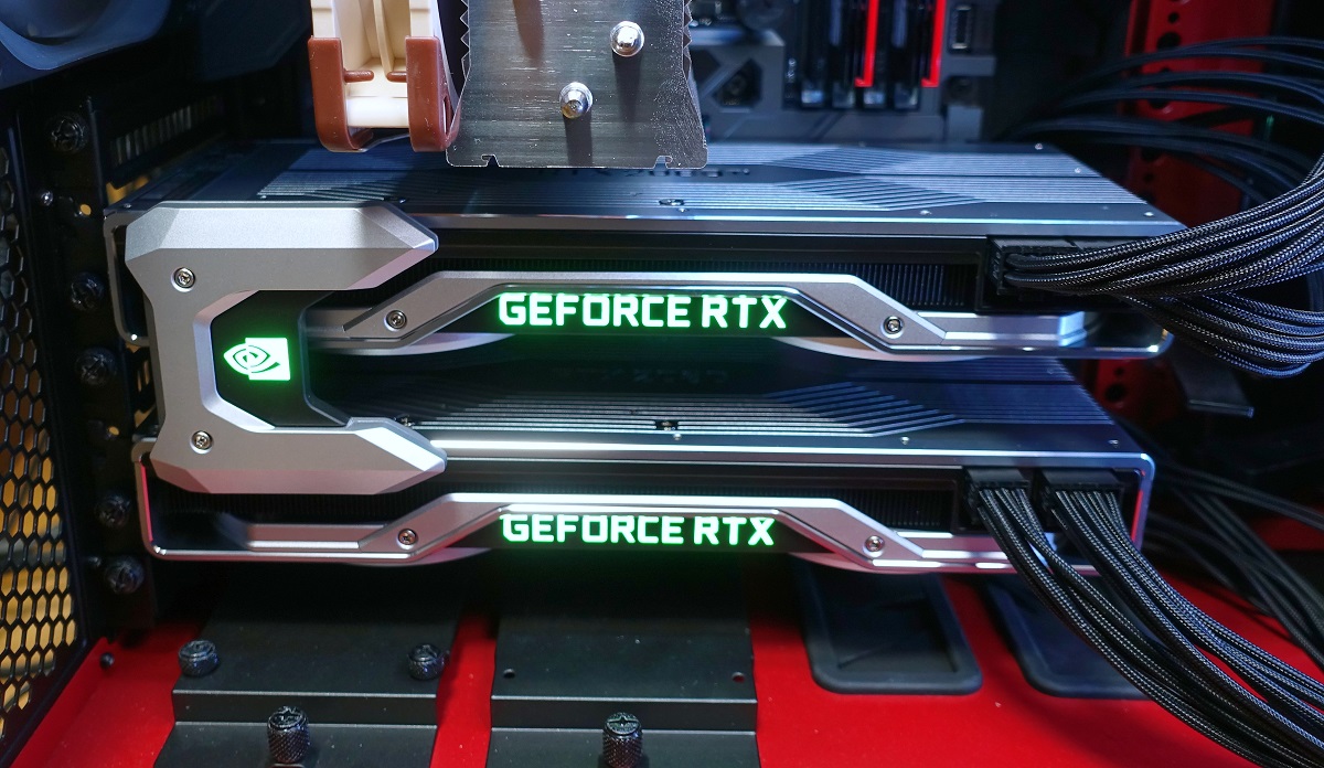RTX 2080 TiとRTX 2080のNVLink SLI性能をベンチマーク比較。GTX1080Ti