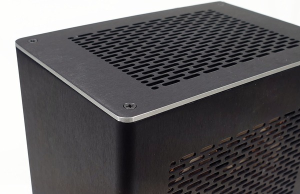 Case-by-Case Design MI-6 Case」をレビュー | 自作とゲームと趣味の日々