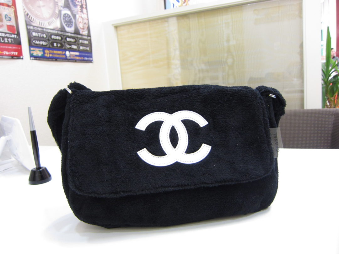 シャネルやヴィトンのノベルティも高値でしっかりお買取りしてます