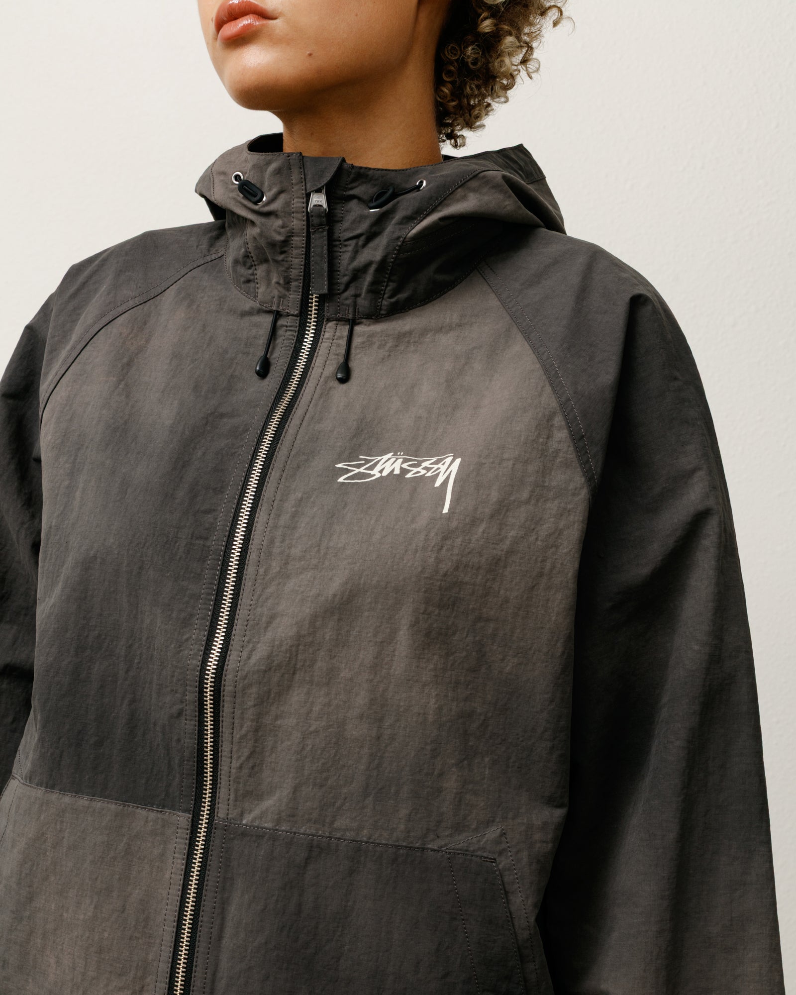 Beach Shell Wave Dye – Black | Outerwear | Stüssy Japan