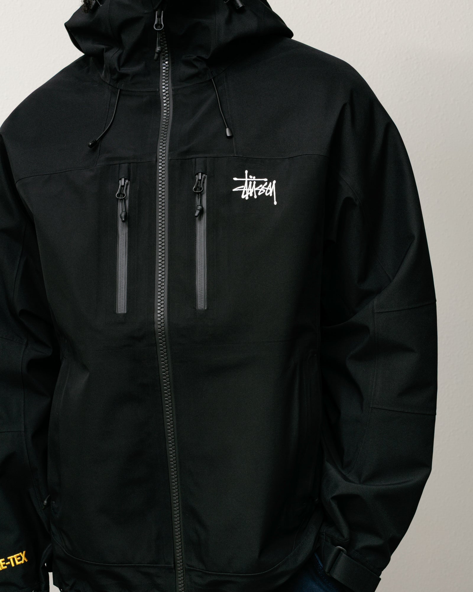 Gore-Tex® Guide Shell – Black | Outerwear | Stüssy Japan