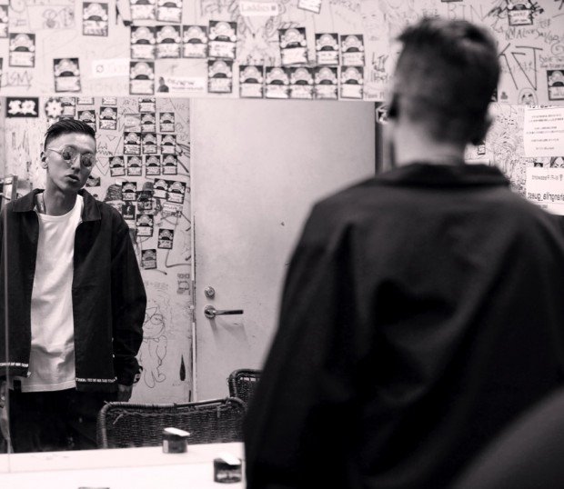 BASIと唾奇の2マン映像 2018年のクラシック「愛のままに」を大合唱