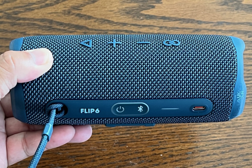 JBL Flip 6レビュー・ライブ会場の臨場感がダイレクトに伝わる