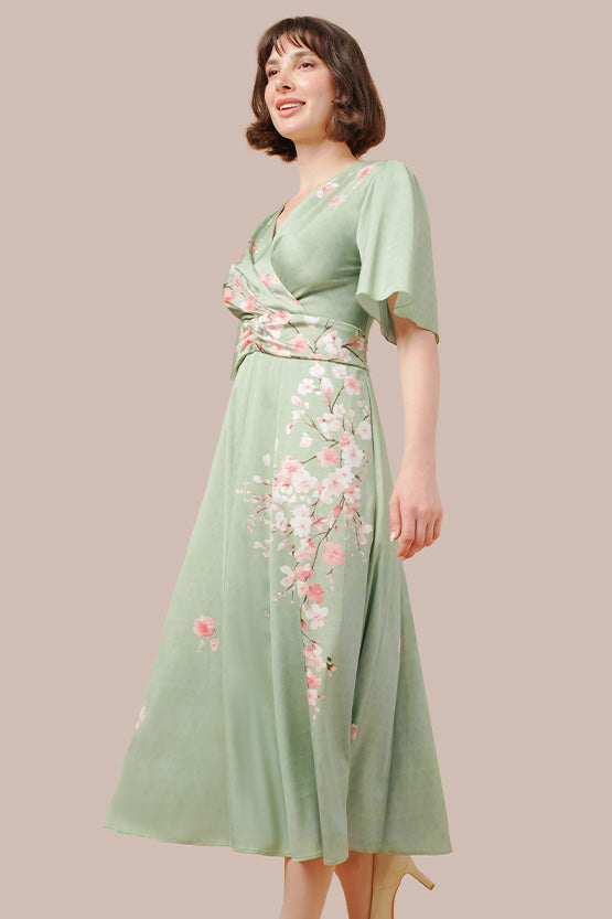 ストレッチジョーゼット】SAKURA ベル袖フレアワンピース– kay me