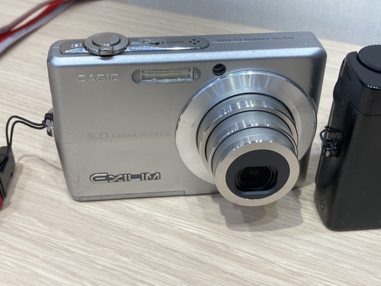 カシオ デジカメ EX-Z500 EXILIM ZOOM – キングラム