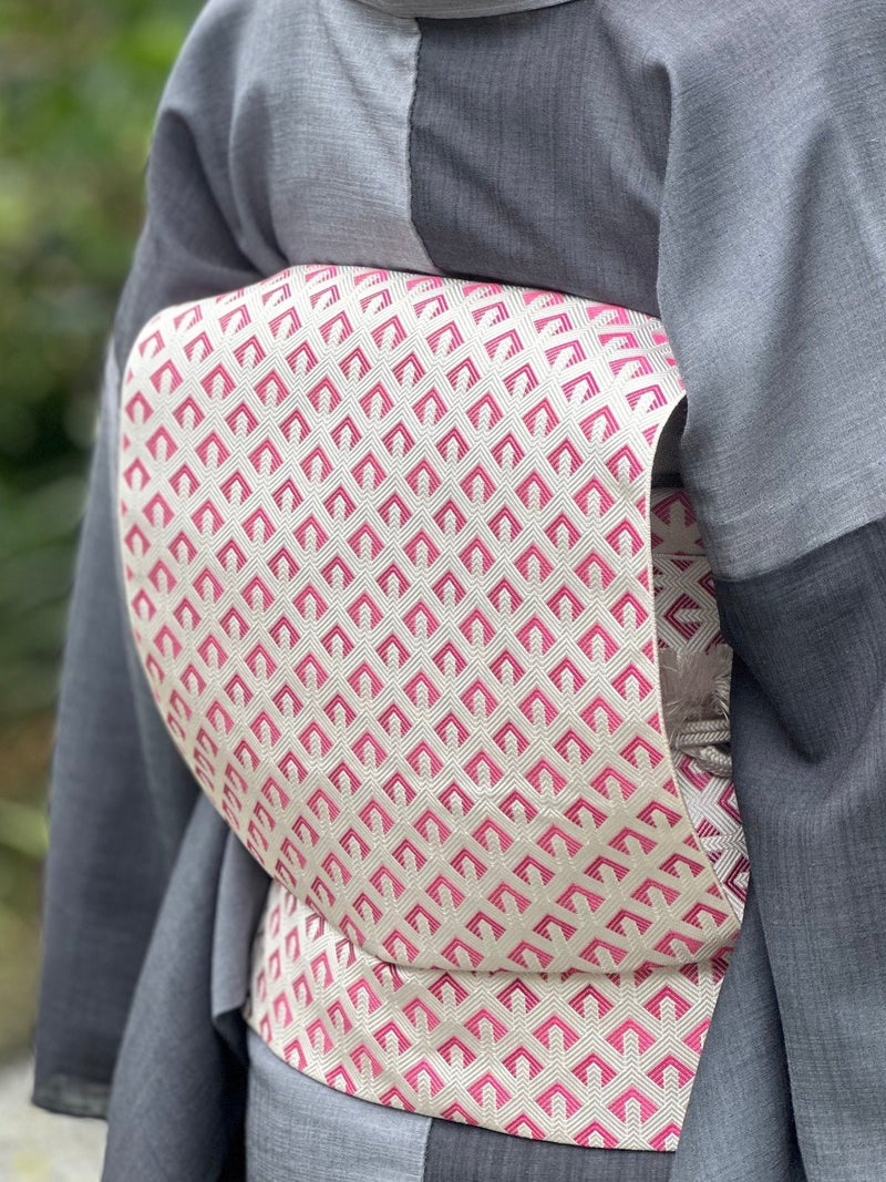 アゲ帯！博多織八寸名古屋帯 毘沙門亀甲 純白×ローズレッド [紅衣