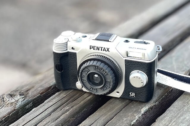 写ルンですのレンズ〈Wtulens Q〉をPENTAX Q10に装着してみた。可愛