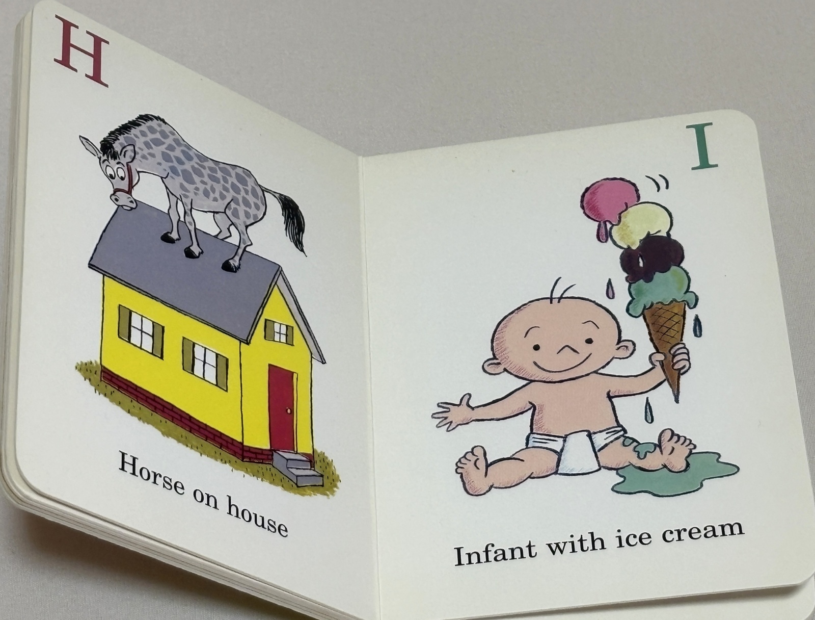 英語絵本】The Alphabet Book（P. D. Eastman／Bright & Early Board