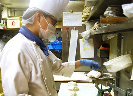 神戸屋石窯ブレッドラブ 豊中店の正社員求人情報 （豊中市・調理職