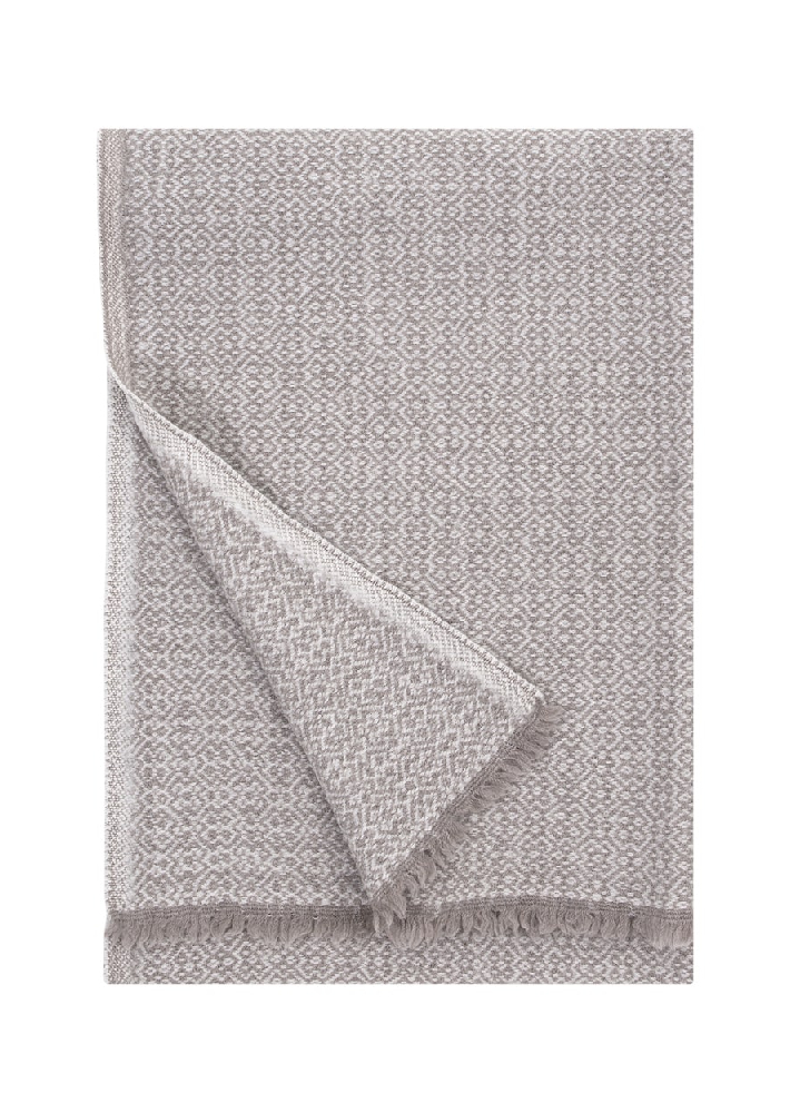 北欧デザインや織りの美しさを楽しむ、「モヘア」と「織柄」の