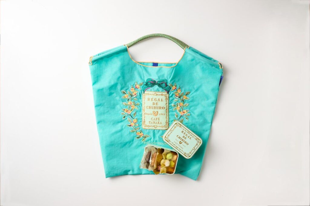 ボールアンドチェーン】クッキー缶デザインが可愛すぎる！カフェタナカ