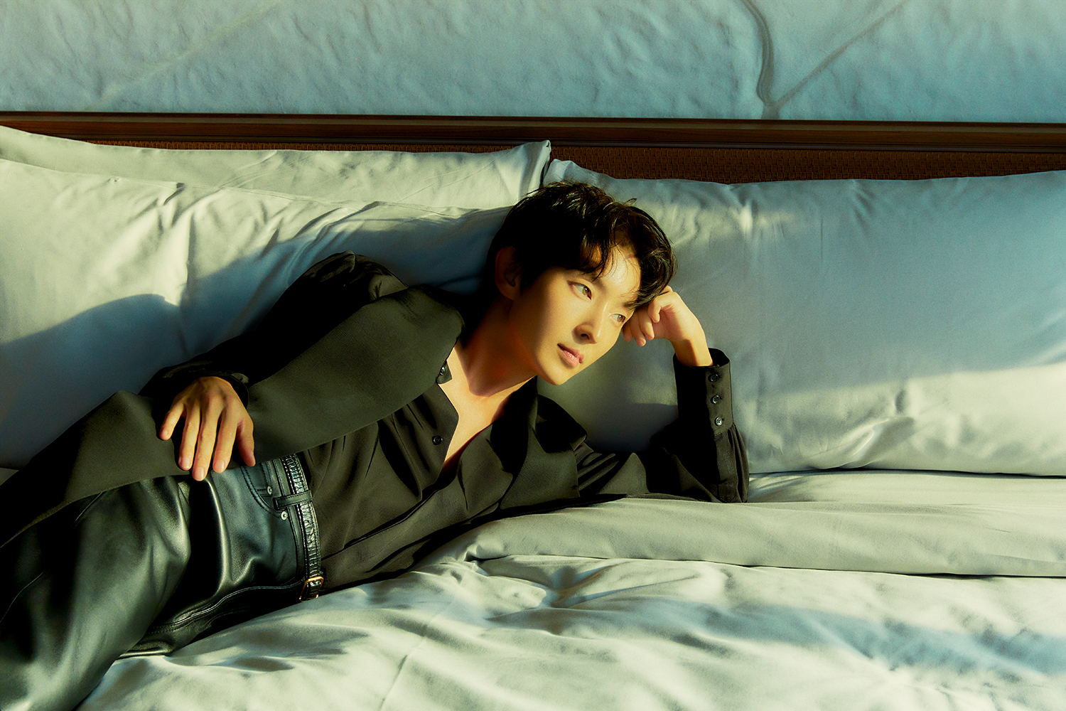 イ・ジュンギ公式マガジン2025 'VERY ORDINARY DAYS'」一部写真 特別