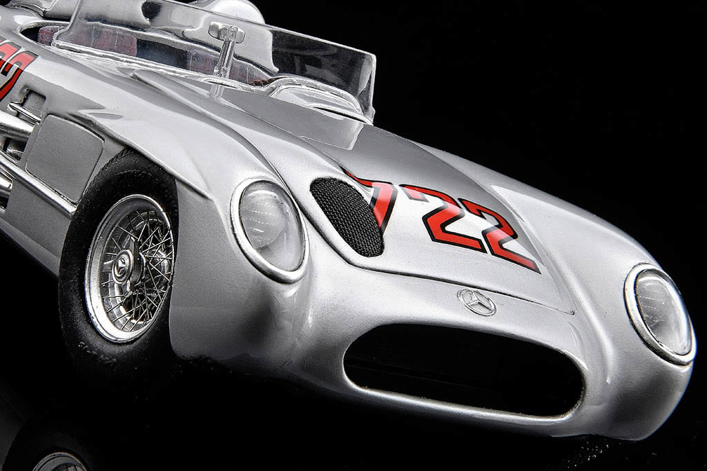 伝説の722号車がいま華麗に蘇る！フジミ／ドイツレベル製プラモ